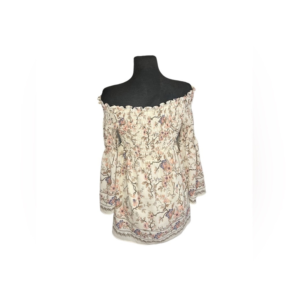 Max Studio  Smocked Off Shoulder Floral Blouse  Small - Picture 5 of 5